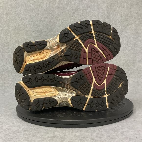 New Balance 1906R Burgundy Sneakers Men’s US 5D womens 6.5 (M1906RCC) - Picture 6 of 6